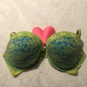 La Senza green lacy push-up bra